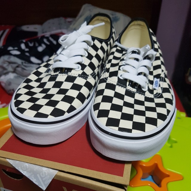 Vans authentic golden coast checkerboard, Men's Fashion, Footwear, Dress  Shoes on Carousell