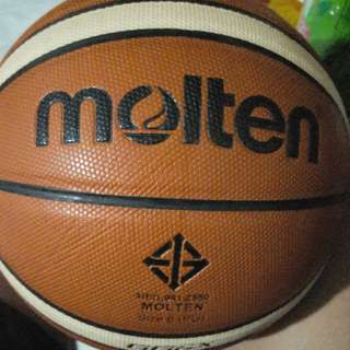 Molten GG6X Basketball