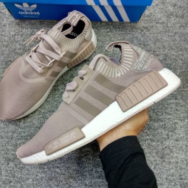 Adidas NMD R1 PK French Beige, Fesyen Pria, Sepatu , Sneakers di Carousell