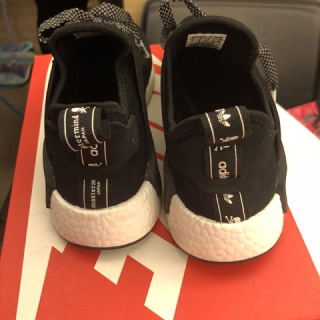 Adiddas （分類：拖鞋）位於 Hong Kong。 由 tzelambb 提交（商品編號 147622366，圖片 2）。簡介： 。