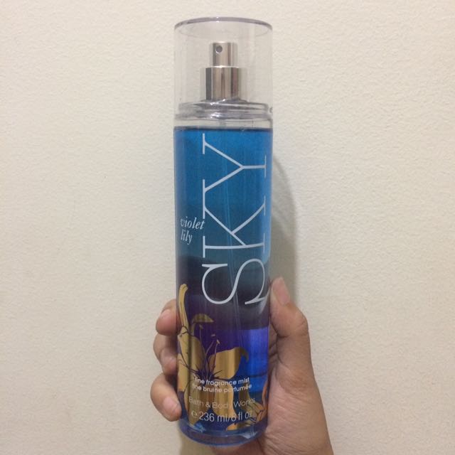 Violet lily hotsell sky body spray