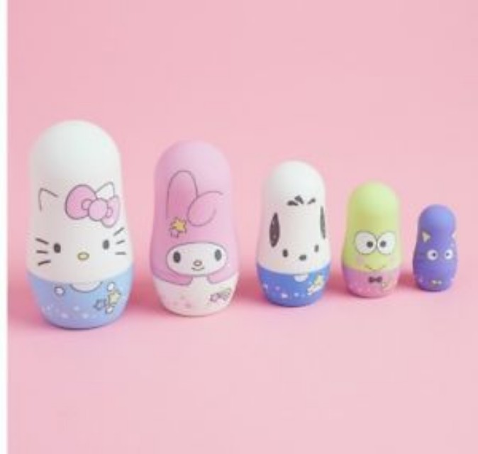 hello kitty nesting dolls