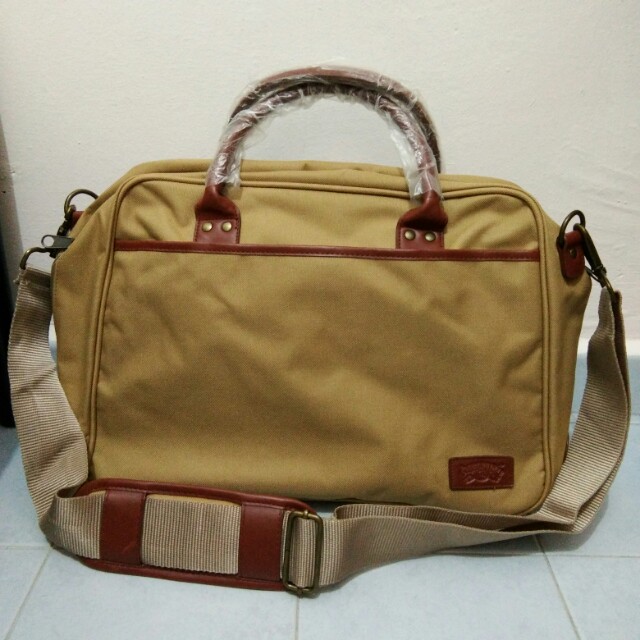 Chivas side shop bag price
