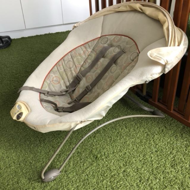 Graco baby bouncer, Babies & Kids, Infant Playtime on Carousell