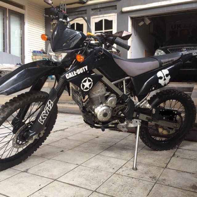 Motor Trail Kawasaki Klx 150 L 150l Hitam Black Terawat 2014