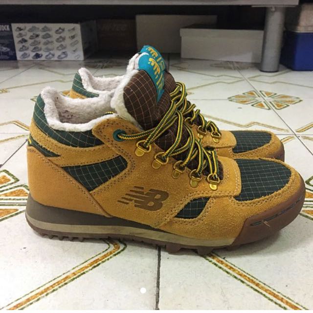 New balance boot size 35 Carousell