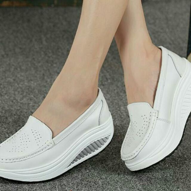 Nurse Shoe, Women's Fashion, Footwear, Flats on Carousell