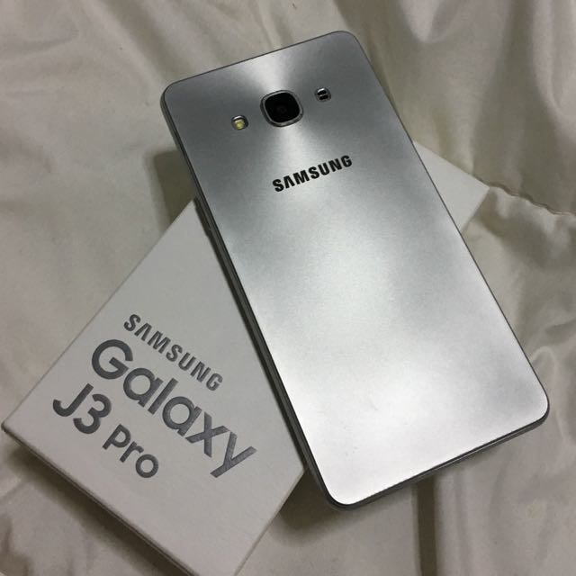 J3 pro silver top