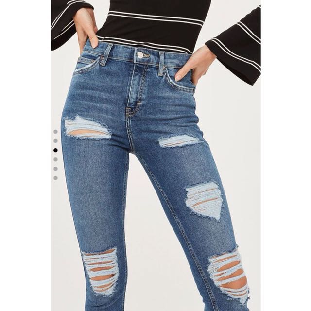 blue ripped jamie jeans
