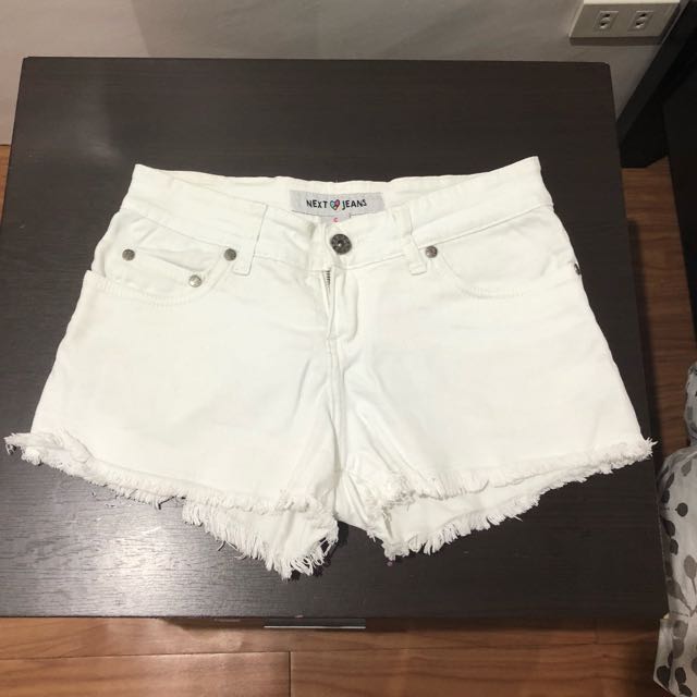 White maong shorts