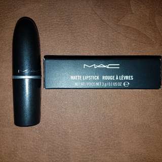 MAC DIVA Authentic