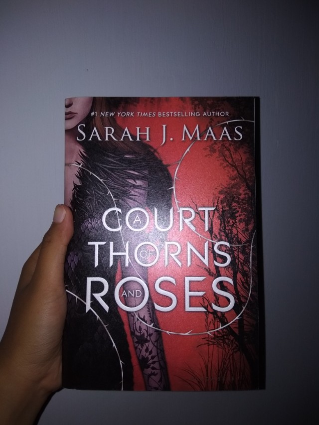 A Court Of Thorns And Roses By Sarah J Maas Buku Alat Tulis