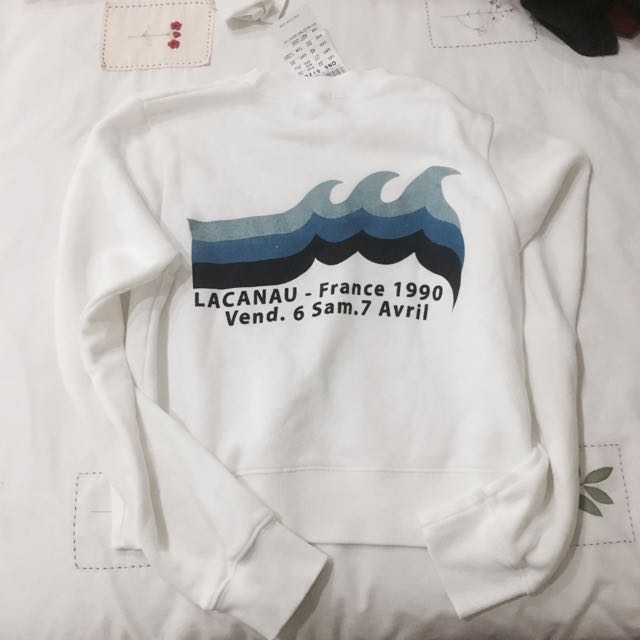 tommy white sweater