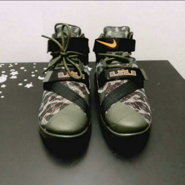 Lebron camouflage 2025