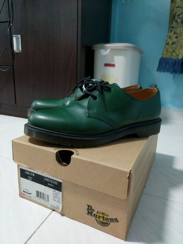 dr martens 1461 green smooth