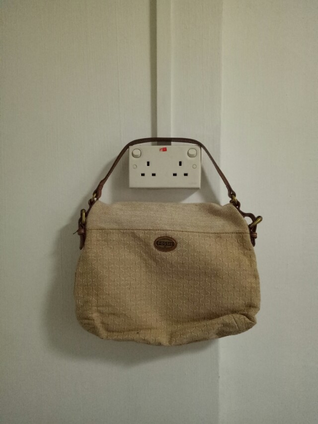 fossil woven bag