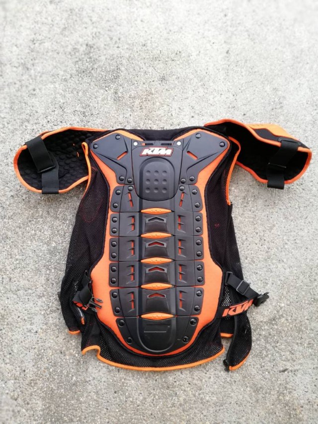 ktm chest protector