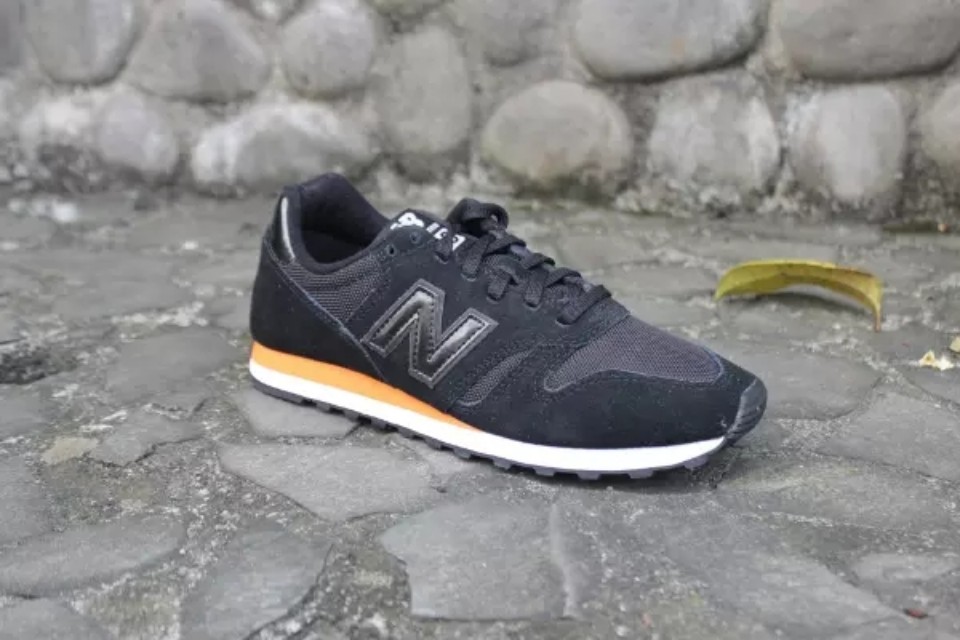 New Balance ML373MB SALE Fesyen Pria Sepatu di Carousell