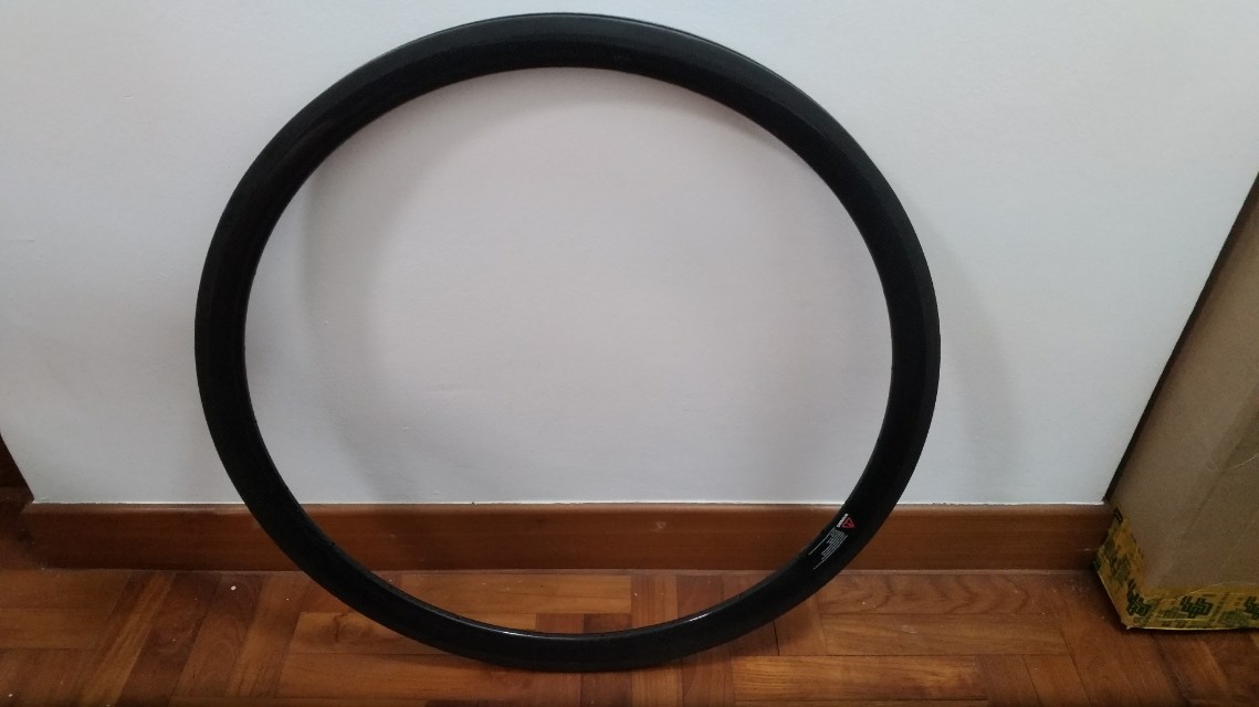 Road bike carbon fiber rim V shape, Sports Equipment, Bicycles & Parts ...
