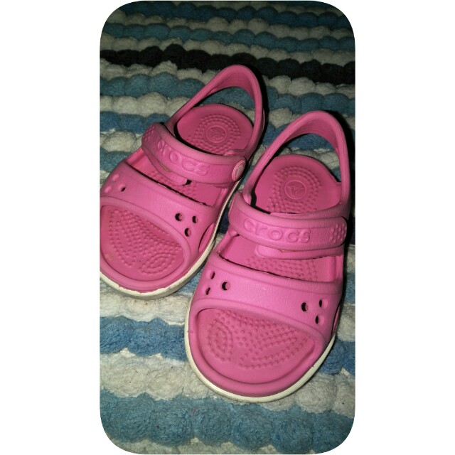 Sandal Crocs Anak Original Bayi Anak Lainnya Di Carousell