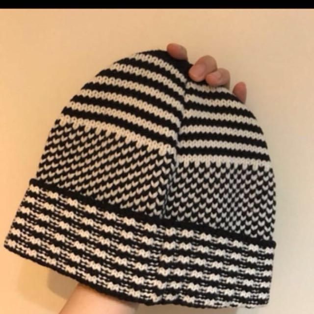 supreme jacquard beanie