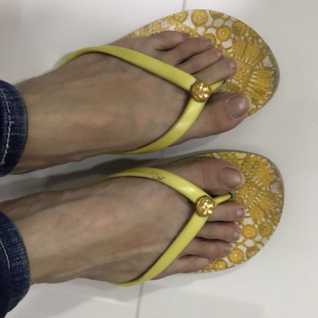 Tory burch fitflops online