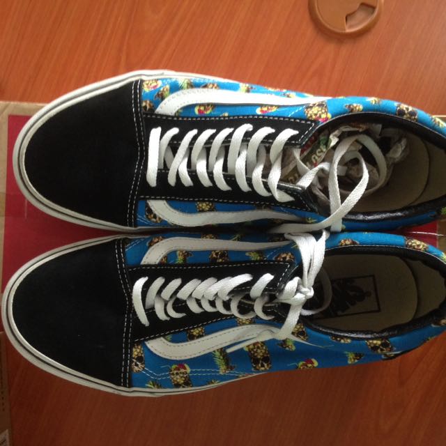 Pineapple checkerboard discount vans
