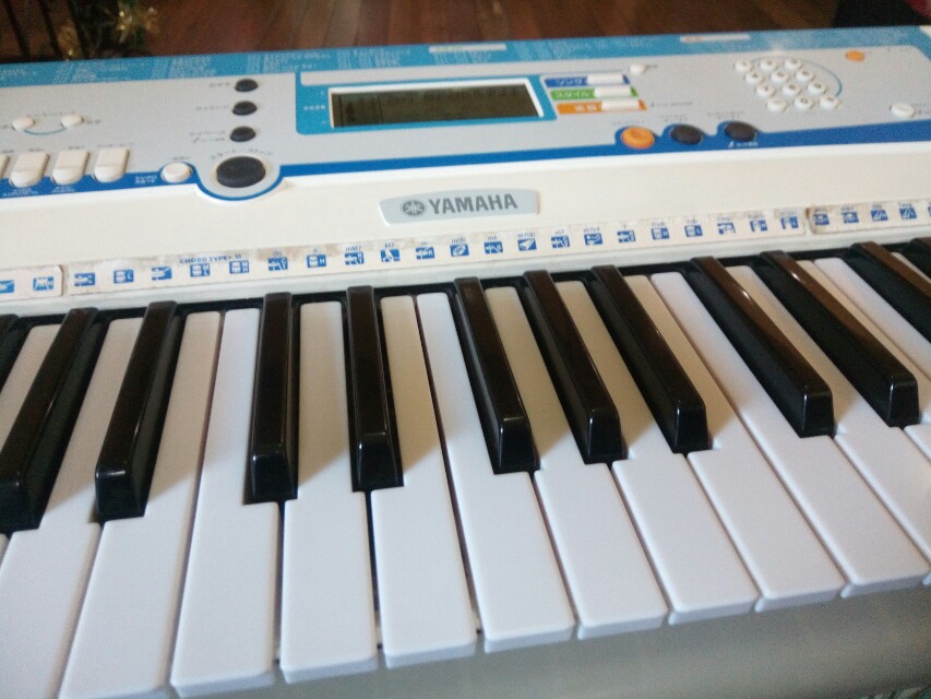 電子キーボード 電子ピアノ YAMAHA EZ-J200 - 鍵盤楽器