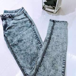 Acid Wash Jeans