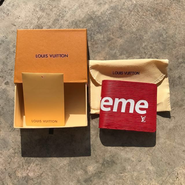 Package came wet (Supreme x LV Wallet) : r/DHgate