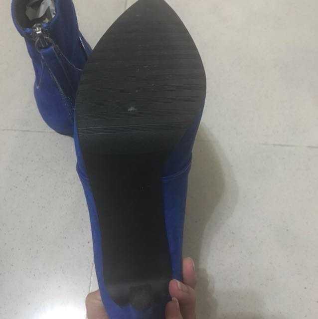 短boot （分類：靴）位於 Hong Kong。 由 edithlau 提交（商品編號 147909307，圖片 4）。簡介： 。