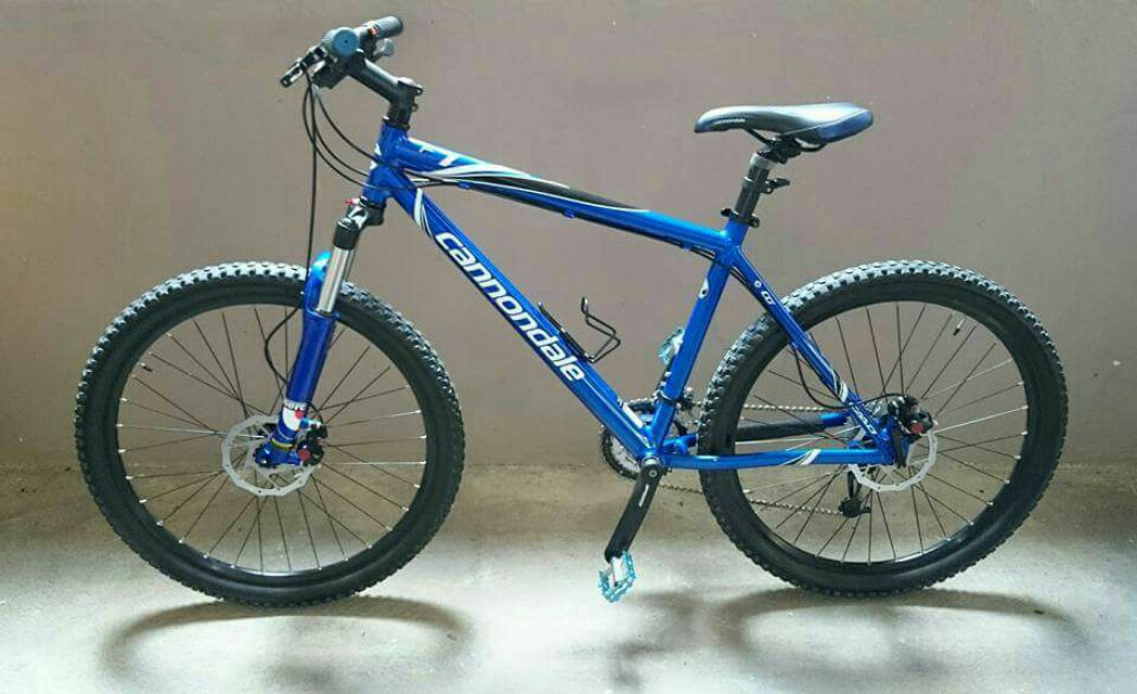 cannondale f700 bike