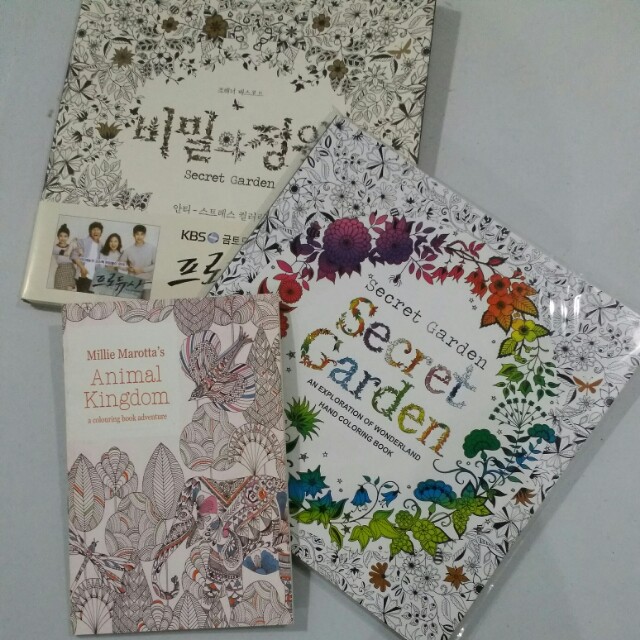 Coloring Book set, Hobbies & Toys, Books & Magazines, Fiction & Non ...