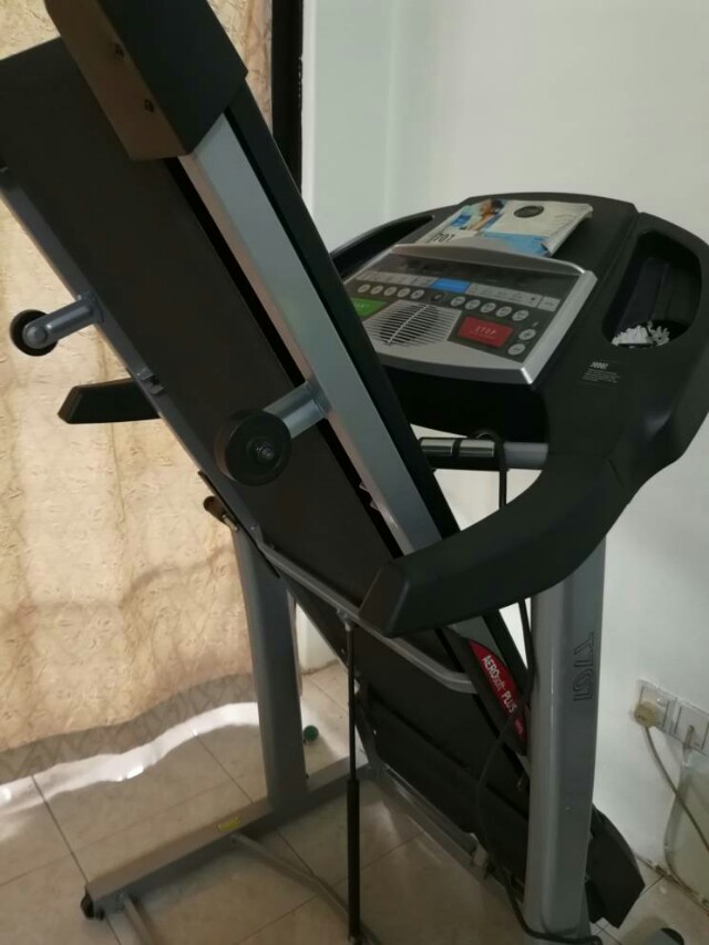 TREO TREADMILL T707
