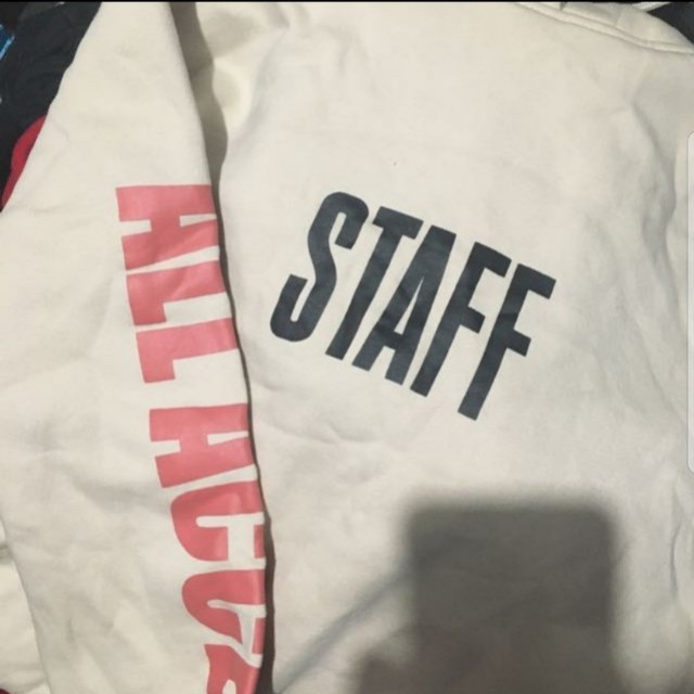 Staff shop hoodie h&m