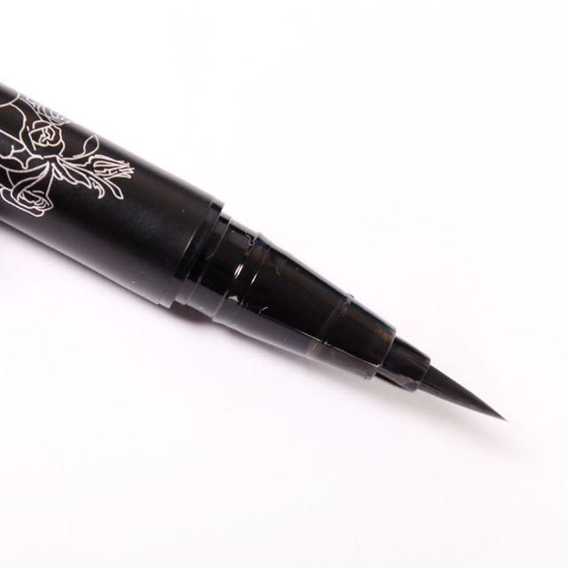 Kat Von D Eyeliner in Trooper (Liquid Eyeliner Tattoo Liner Ink Liner