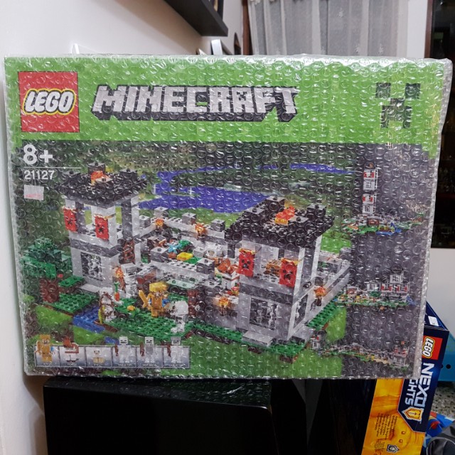 Lego minecraft hotsell castillo