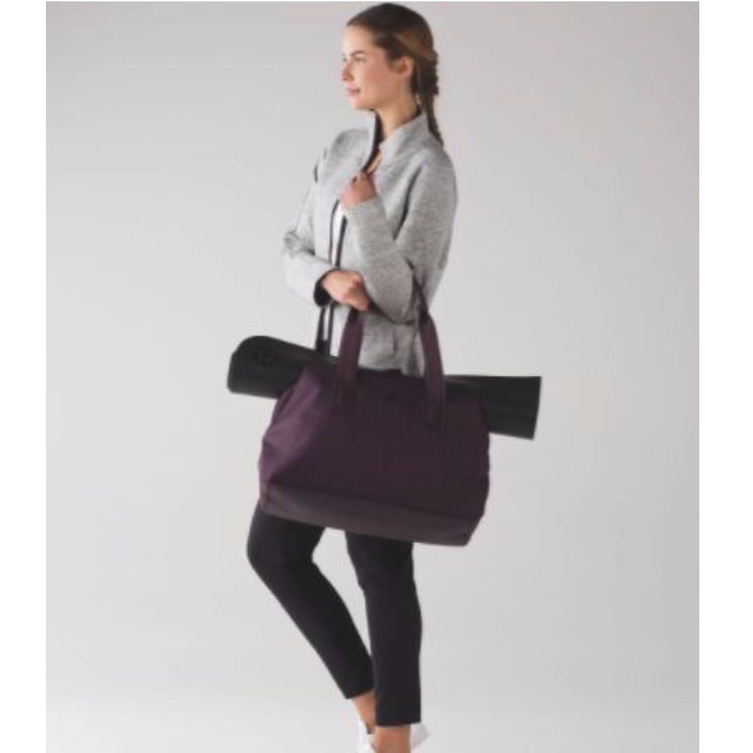 Lululemon Go Getter Bag, Men's Fashion, Activewear on Carousell