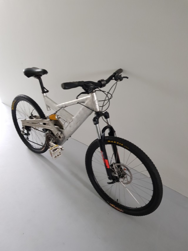 mongoose mgx bike price