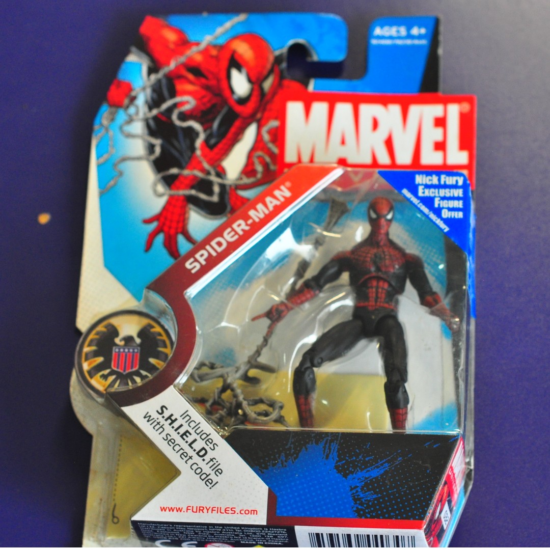 marvel universe spiderman figure