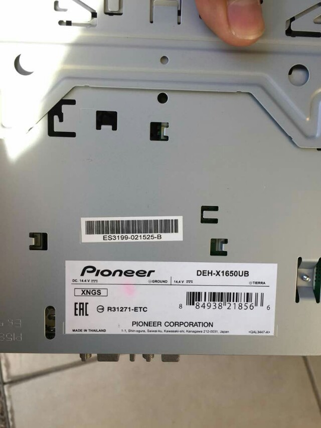 Pioneer DEHX1650UB Radio Player, Auto Accessories on Carousell