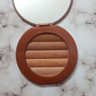 Marcelle Horizon Bronzing Pressed Powder
