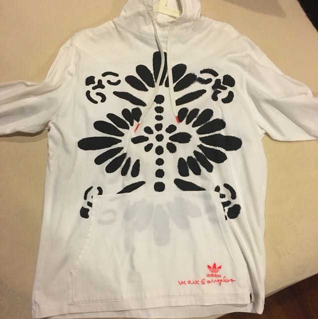 Adidas sweatshirt shop with japanese writing