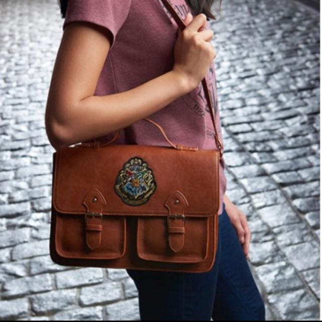 Hogwarts bag primark shop