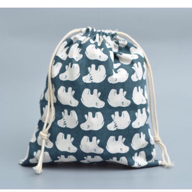 Drawstring (Category: Tote Bags) located in Batu Berendam. Submitted by quinxzer (Listing ID 148118868, Image 2). Description: Drawstring Bag RM15 Free Postage to SM Add RM5 to SS Size: 25” x 32” Material: Linen Fabric #drawstringmalaysia #totebagmalaysia .