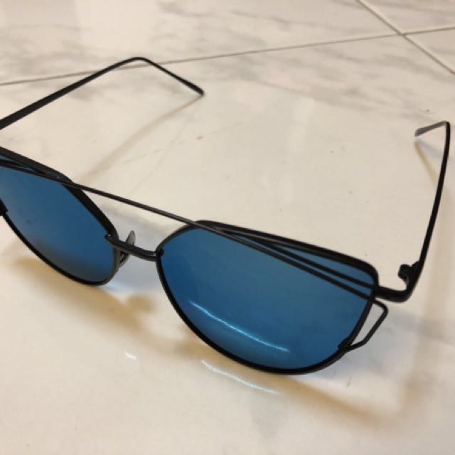 Gentle Monster Inspired Sunglasses in Blue, Women's Fashion, Watches