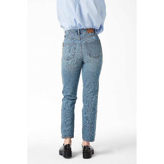 Monki Moluna Jeans, Women's Fashion, Tops, Blouses on Carousell