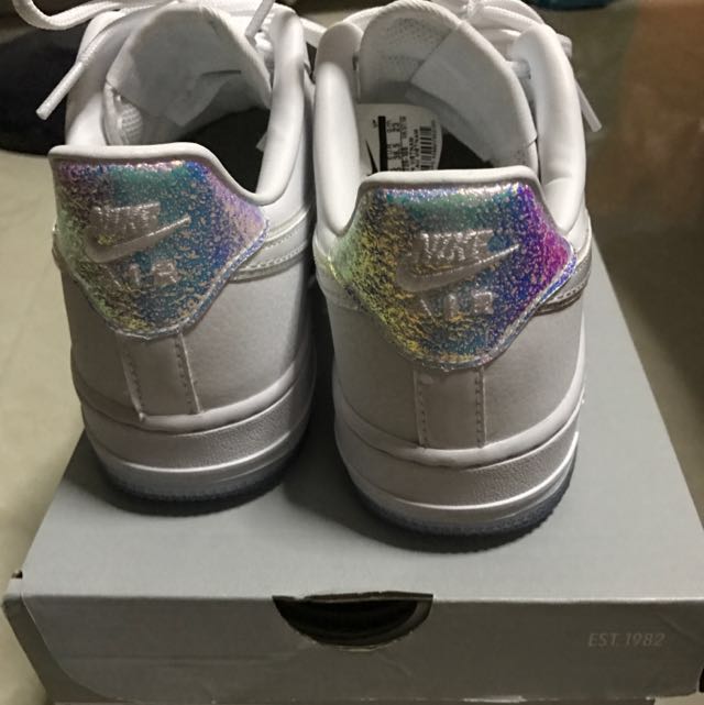 holographic nikes