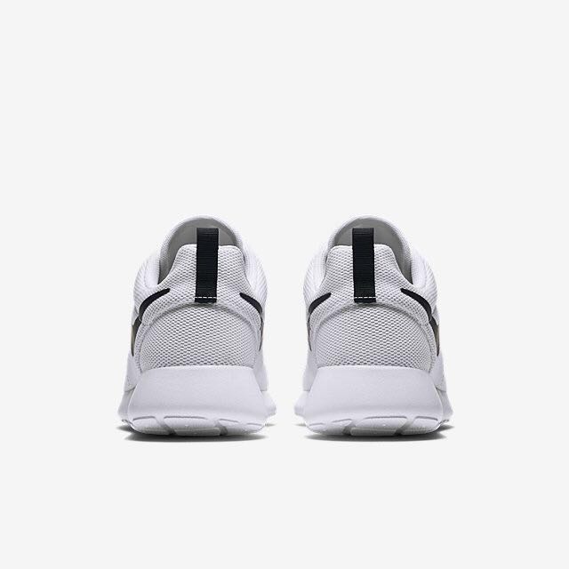 NIKE WMNS ROSHE ONE CHERRY BLOSSOM Gr. 40 NEU m. E. NIKE WMNS ROSHE ONE CHERRY BLOSSOM Gr. 40 NEU m. E.