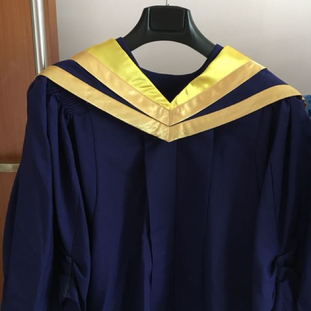 Nus Graduation Gown Bachelor Of Applied Science Women S Fashion Clothes Others On Carousell